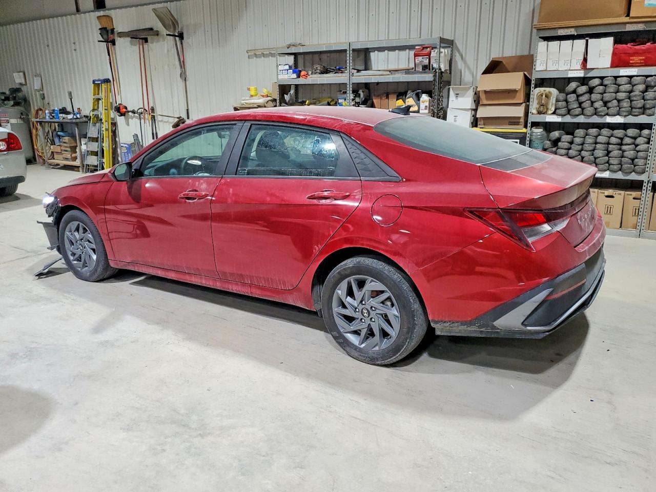 2024 HYUNDAI ELANTRA SEL photo 2