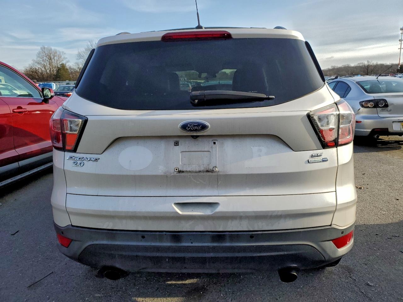 2017 FORD ESCAPE SE photo 11
