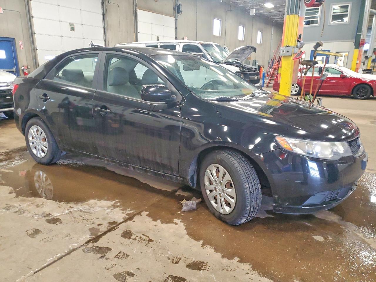 2010 KIA FORTE LX photo 4