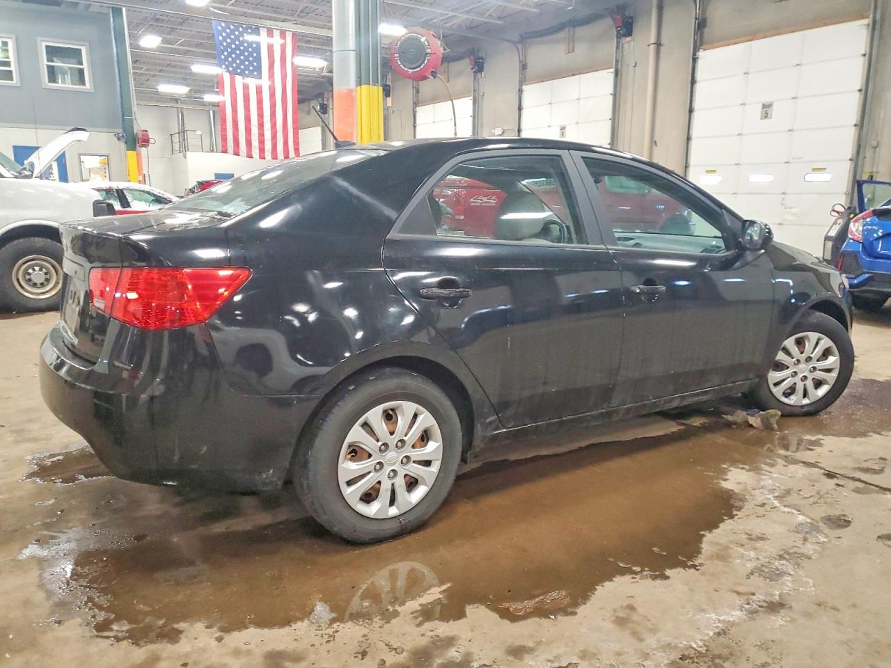 2010 KIA FORTE LX photo 3