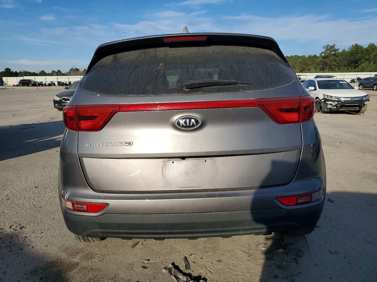2019 KIA SPORTAGE LX photo 6