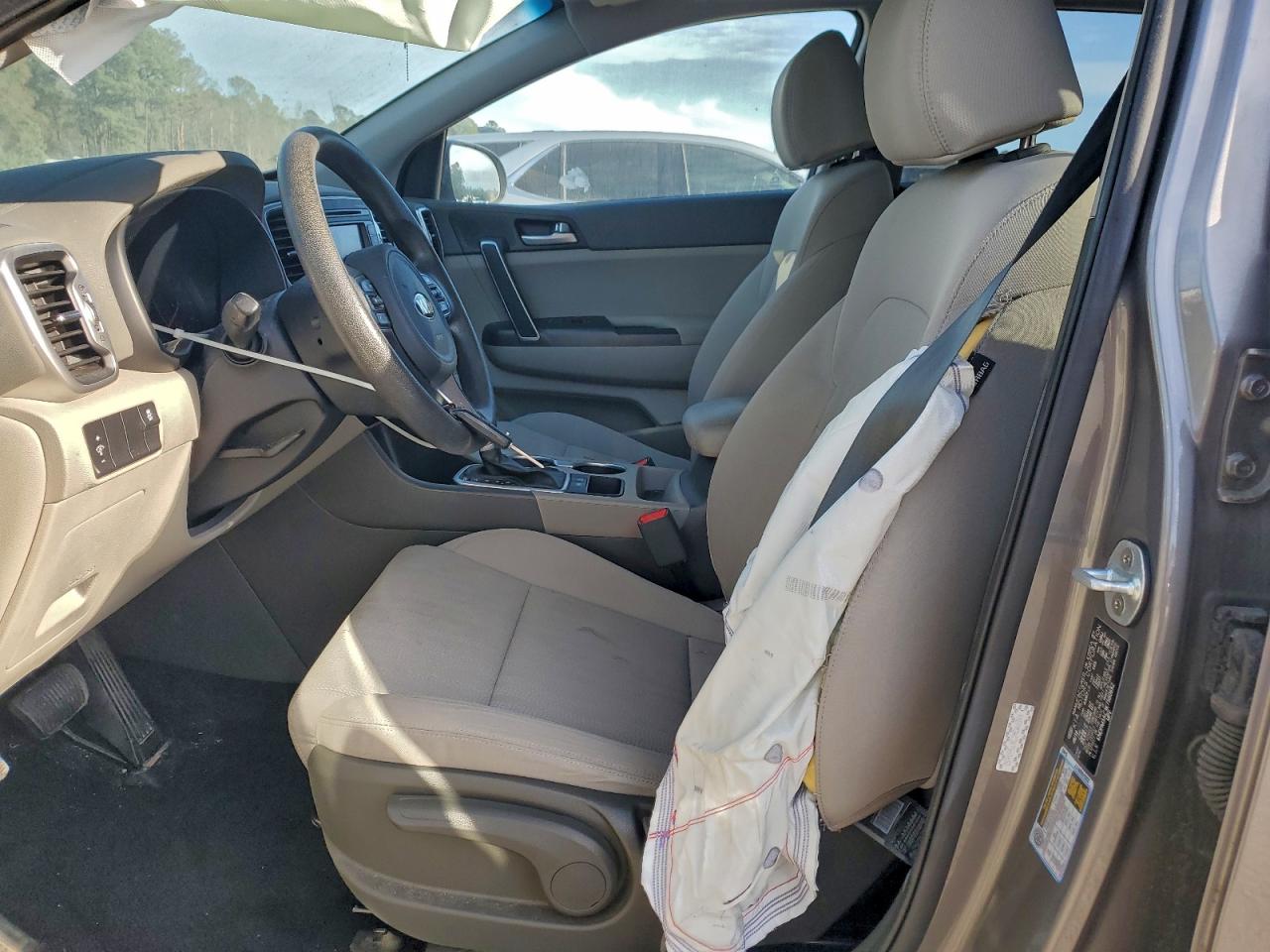 2019 KIA SPORTAGE LX photo 7