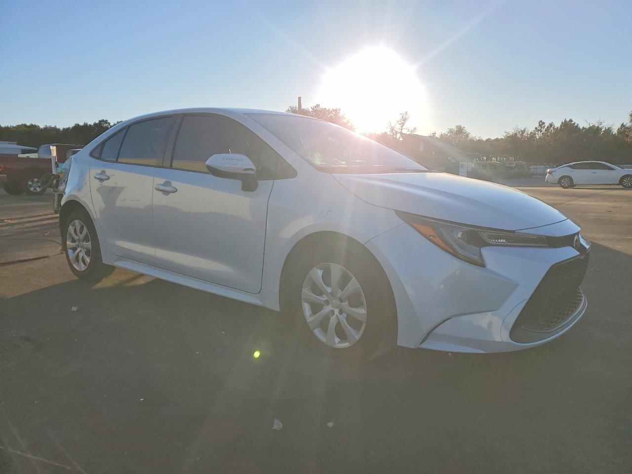 2021 TOYOTA COROLLA LE photo 4