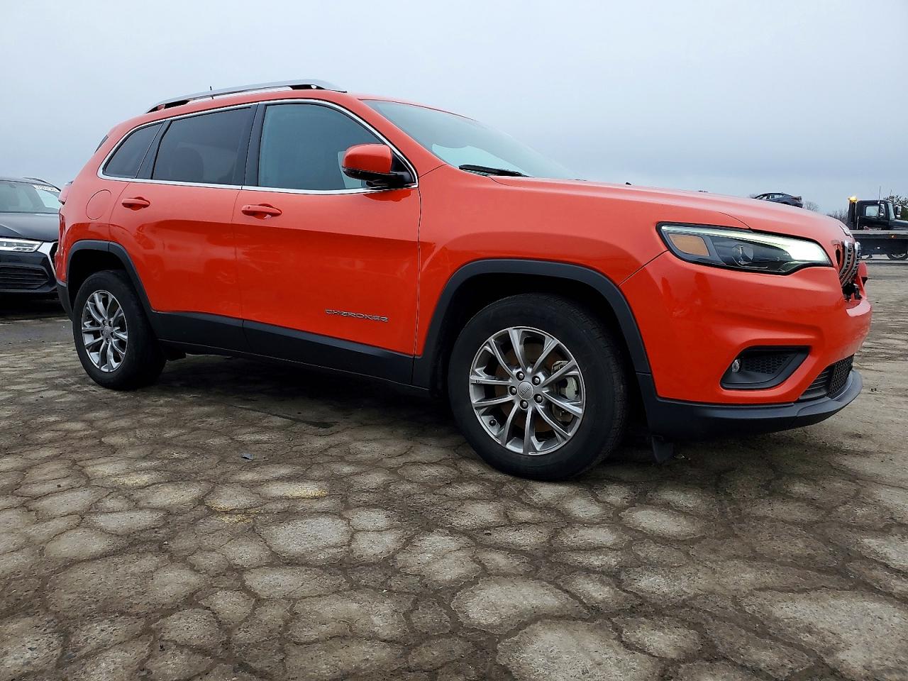 2021 JEEP CHEROKEE LATITUDE LUX photo 4