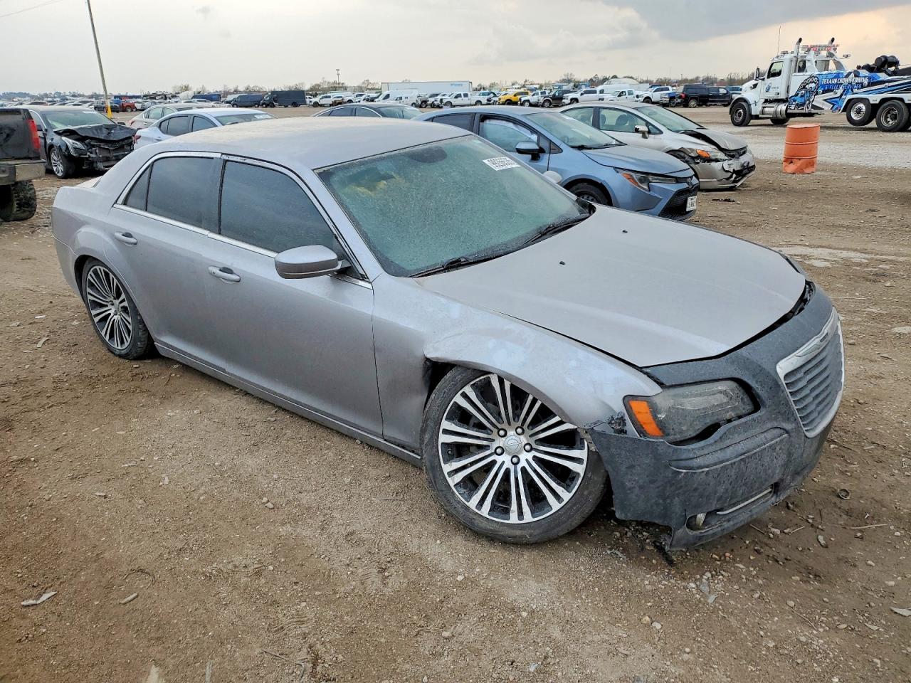 2014 CHRYSLER 300 S photo 4