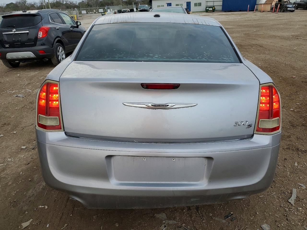 2014 CHRYSLER 300 S photo 6