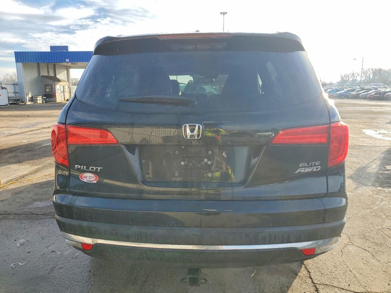 2016 HONDA PILOT ELITE photo 6