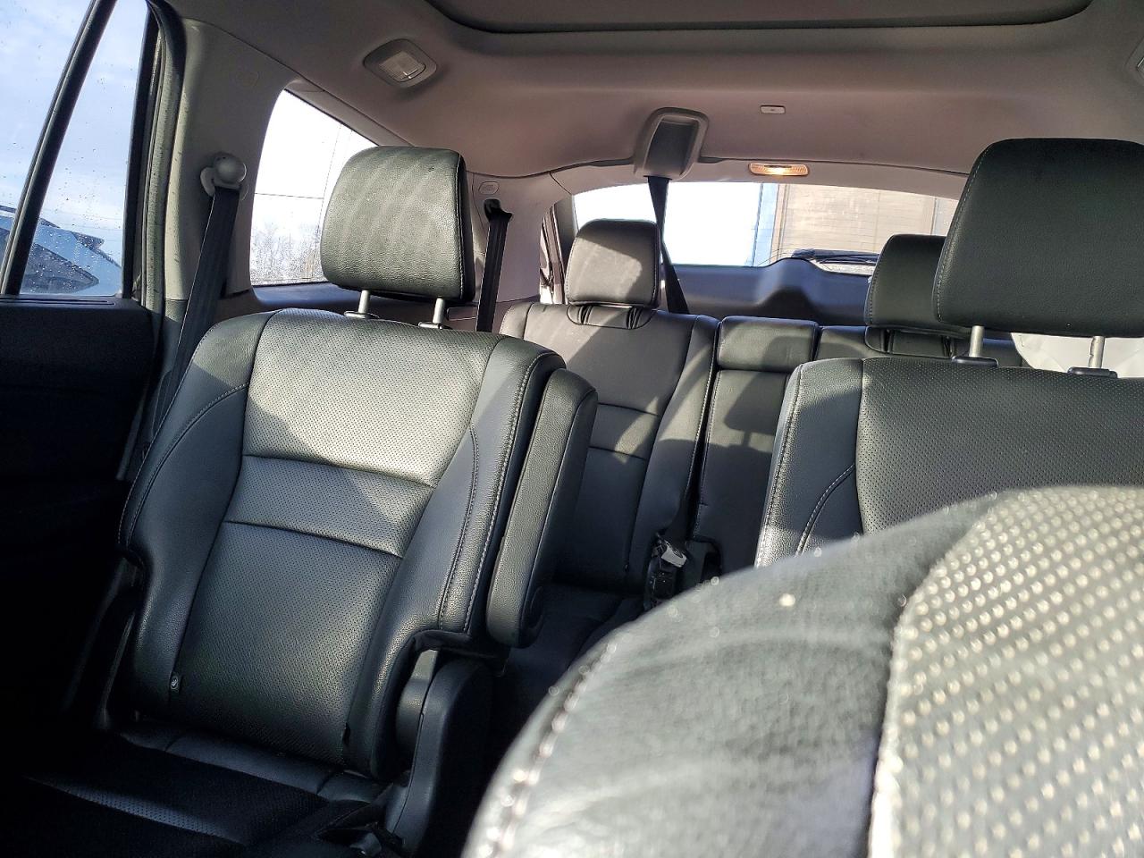2016 HONDA PILOT ELITE photo 10