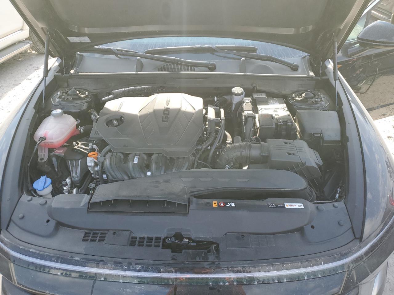 2024 HYUNDAI SONATA SEL photo 11