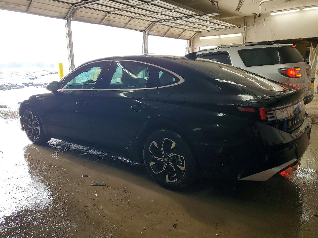 2024 HYUNDAI SONATA SEL photo 2