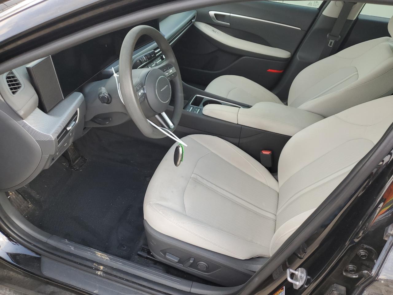 2024 HYUNDAI SONATA SEL photo 7