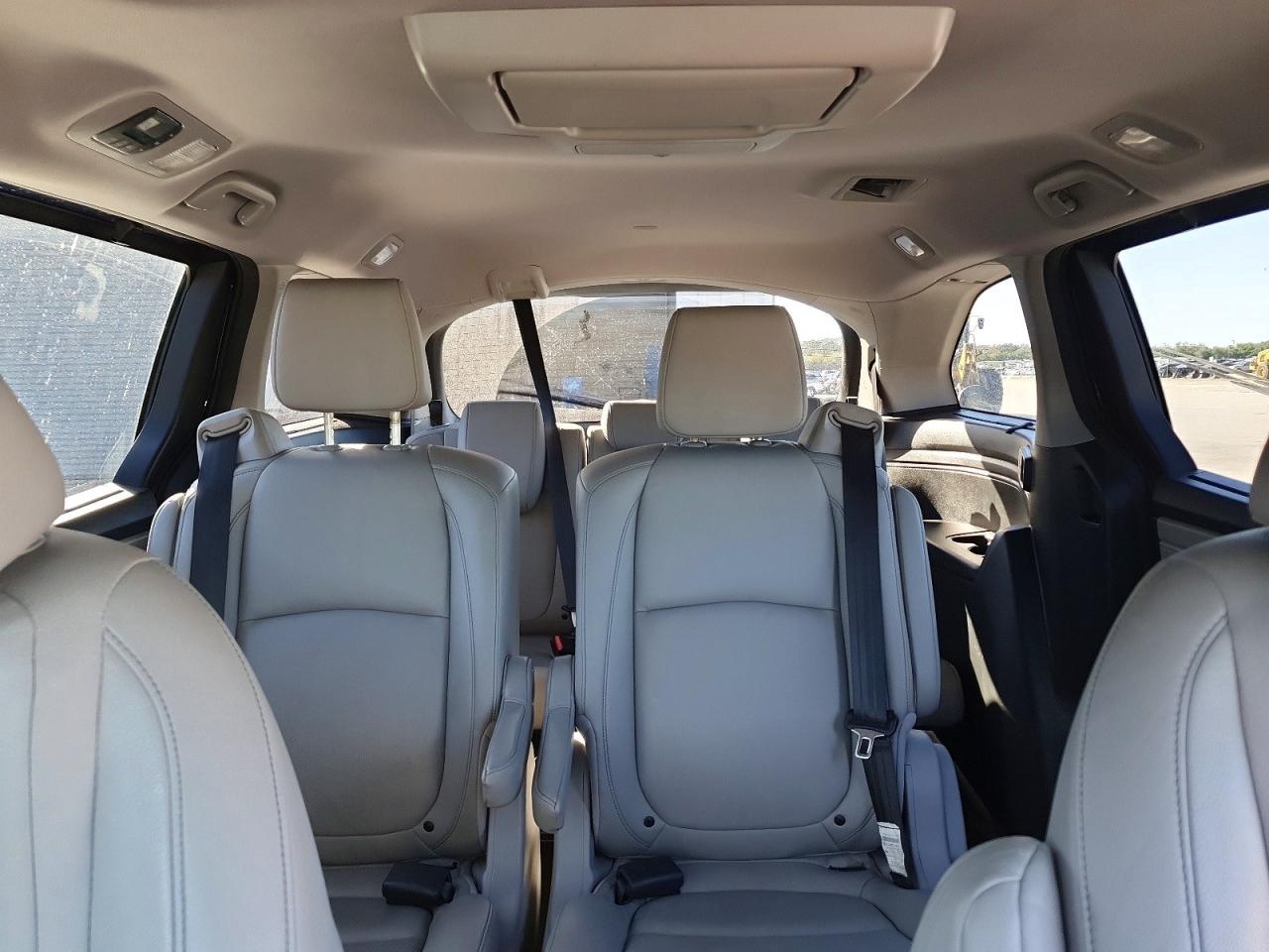 2023 HONDA ODYSSEY TOURING photo 10