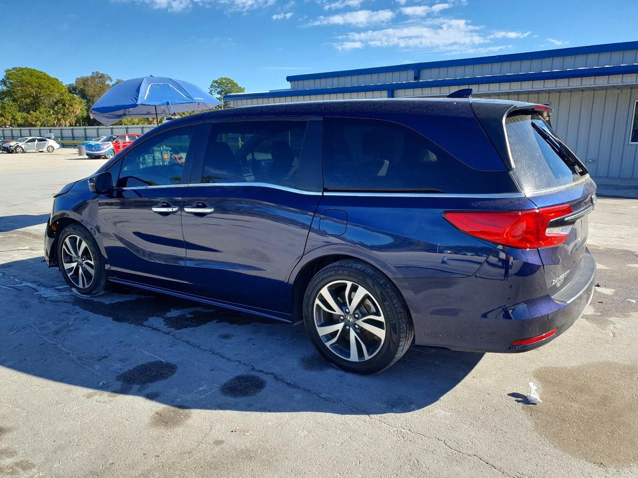 2023 HONDA ODYSSEY TOURING photo 2