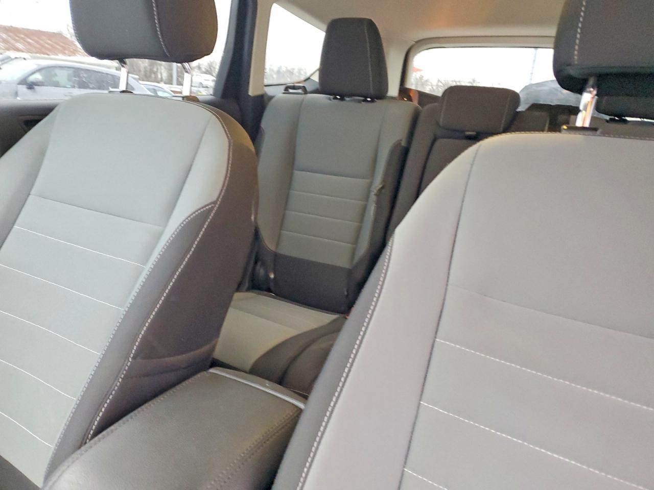 2016 FORD ESCAPE SE photo 10