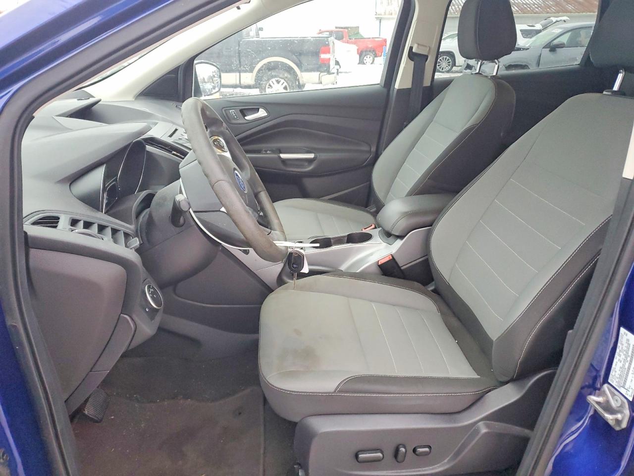 2016 FORD ESCAPE SE photo 7