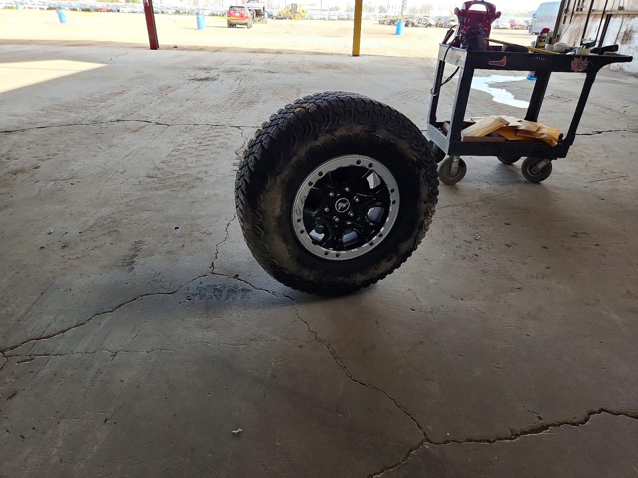 2023 FORD BRONCO BASE photo 13