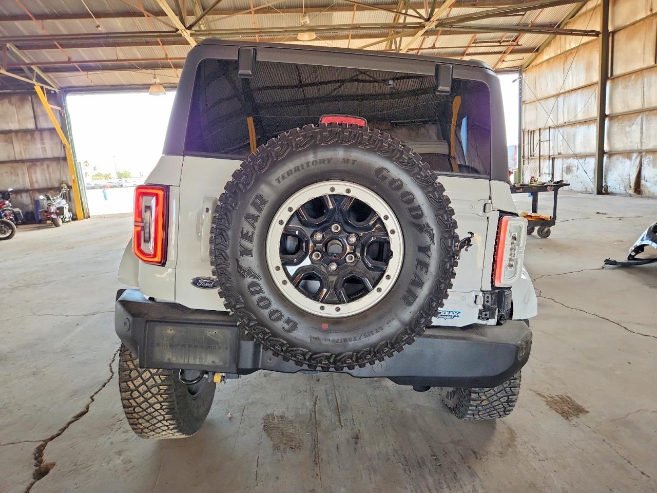 2023 FORD BRONCO BASE photo 6