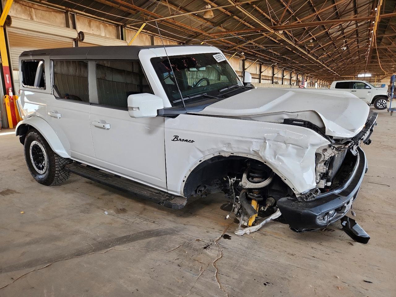 2023 FORD BRONCO BASE photo 4