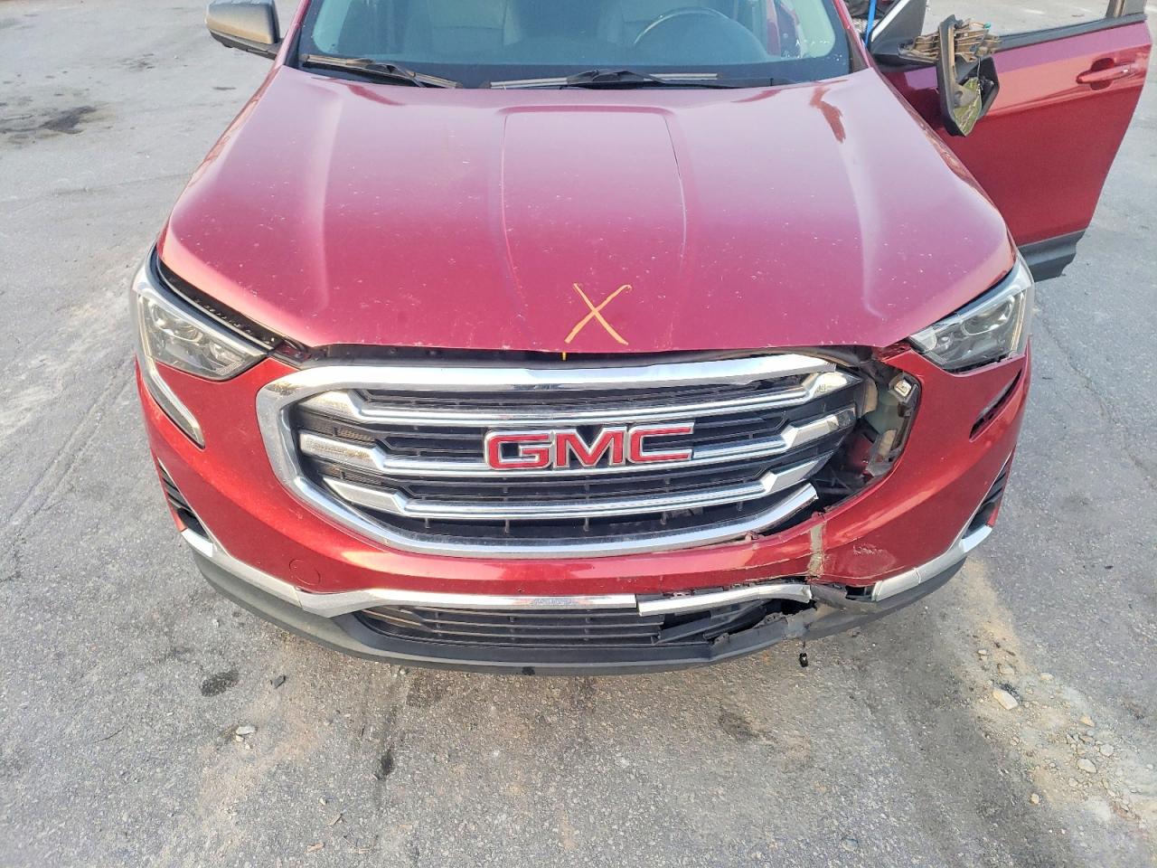 2019 GMC TERRAIN SLT photo 12