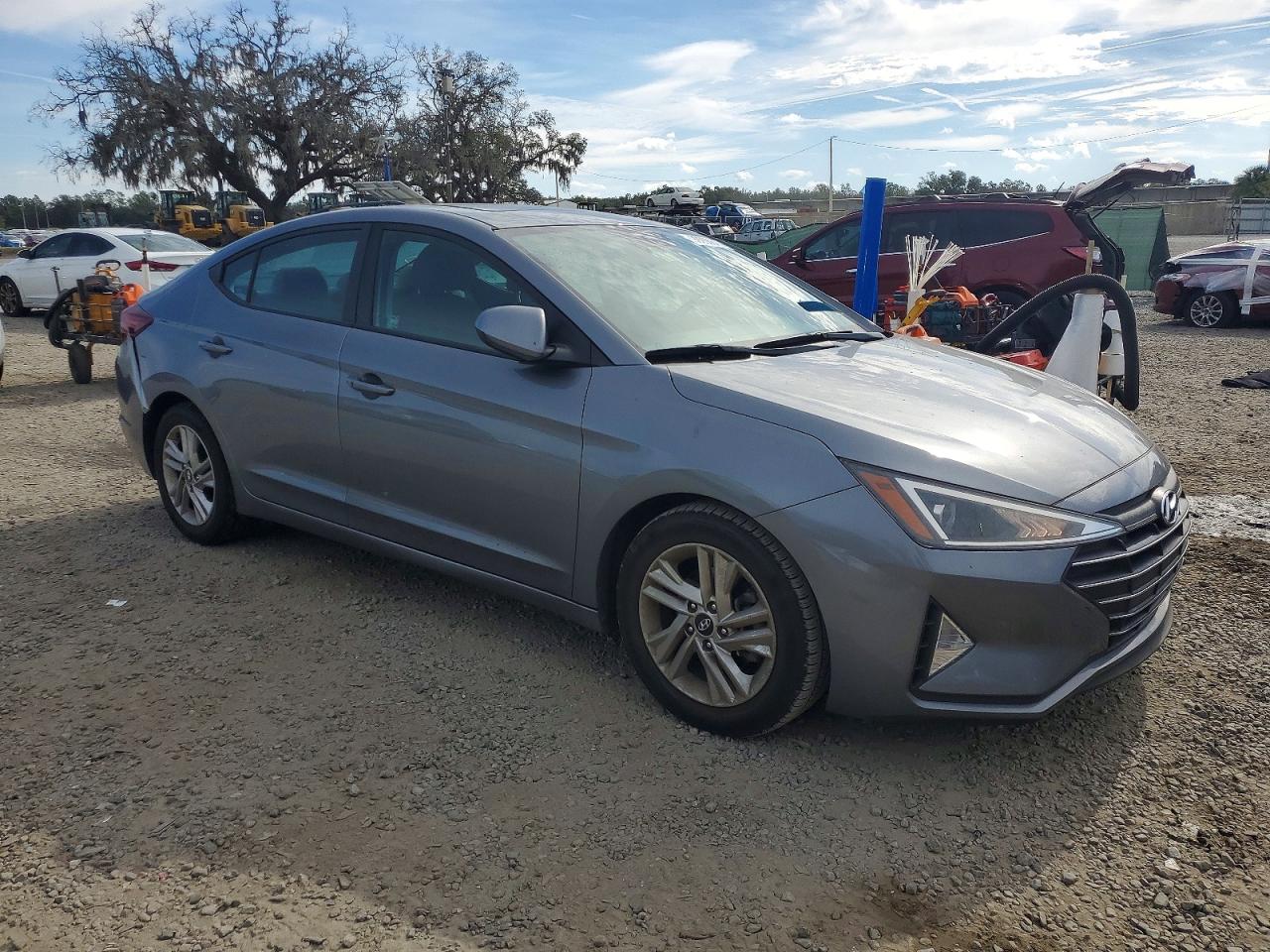2019 HYUNDAI ELANTRA SEL photo 7