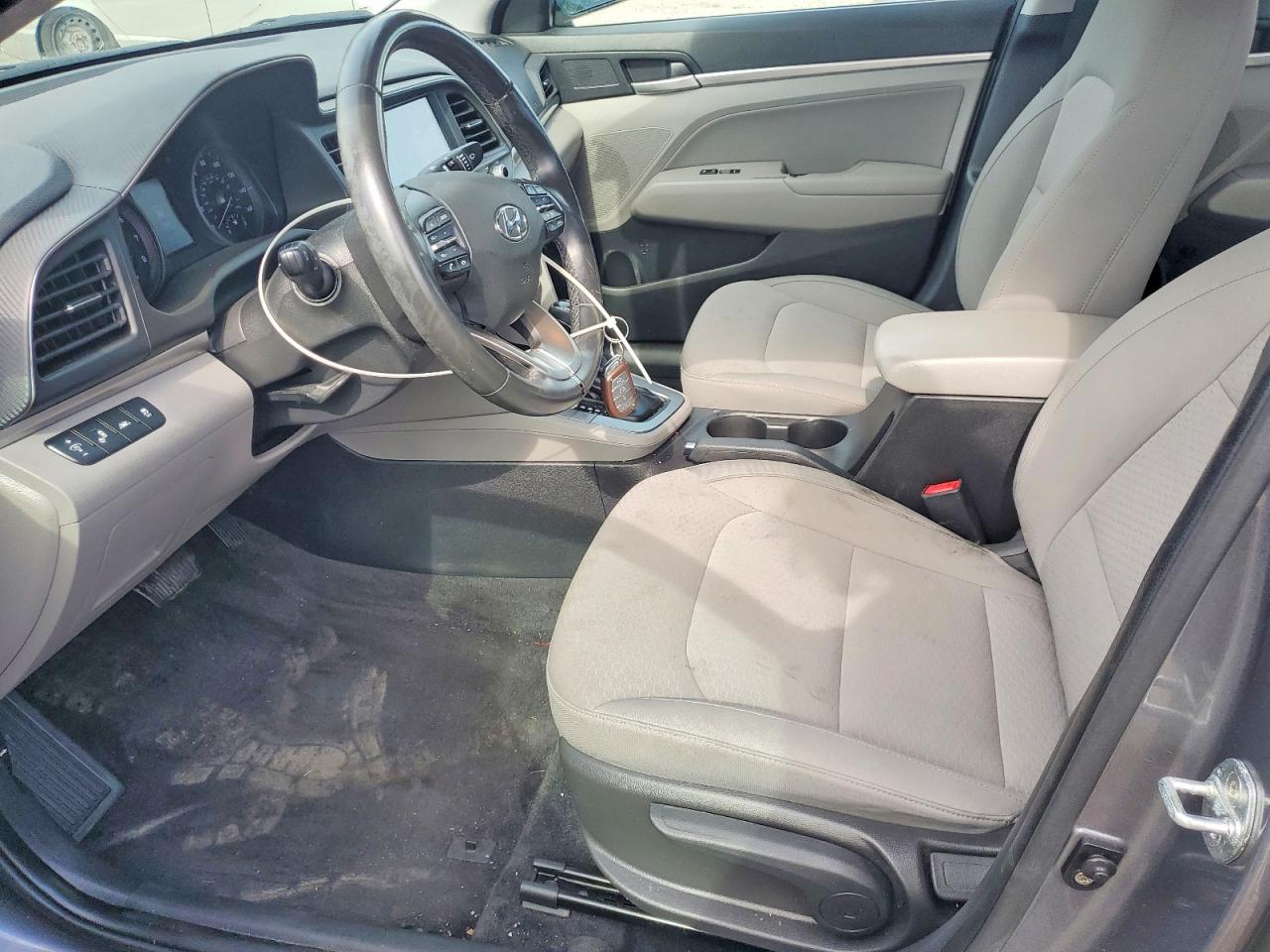 2019 HYUNDAI ELANTRA SEL photo 13