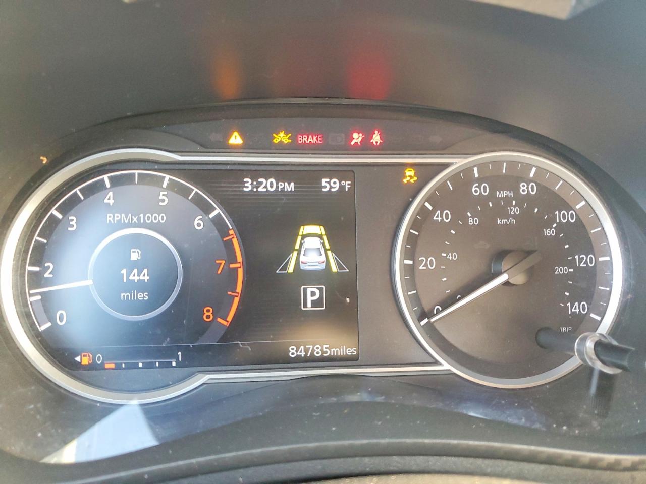 2021 NISSAN VERSA SV photo 9