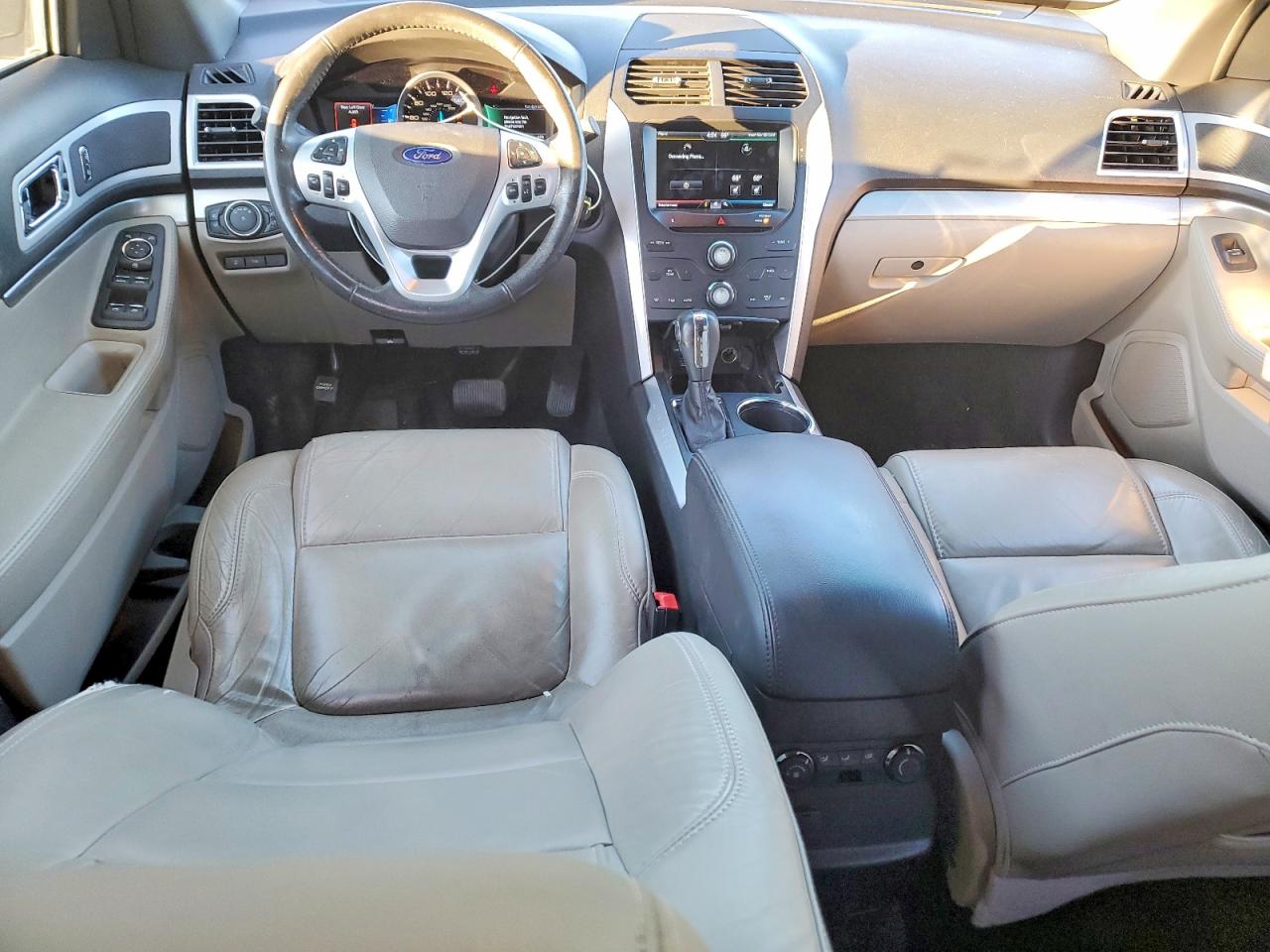 2014 FORD EXPLORER XLT photo 8