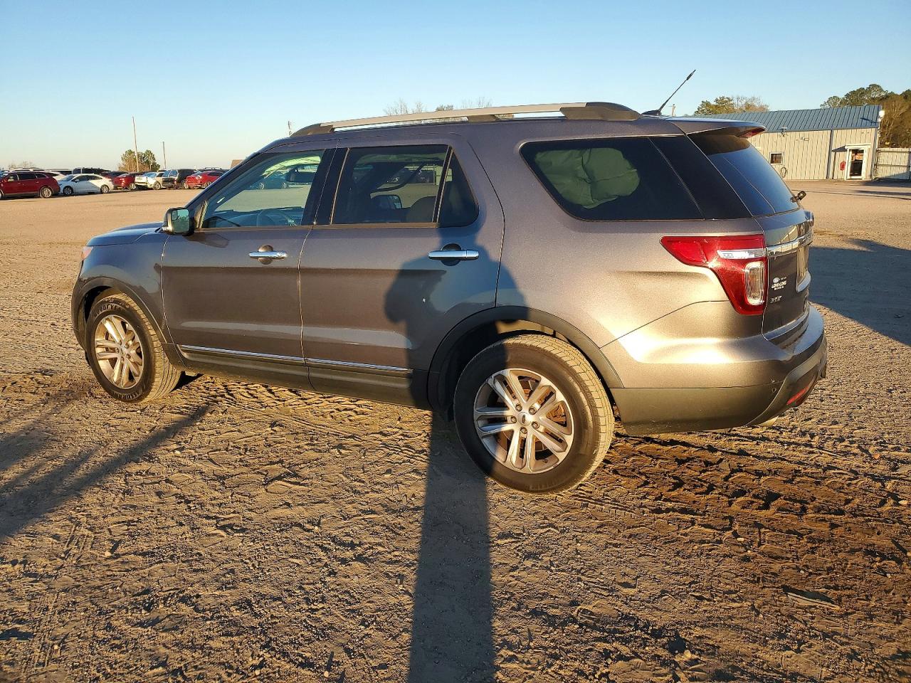 2014 FORD EXPLORER XLT photo 2