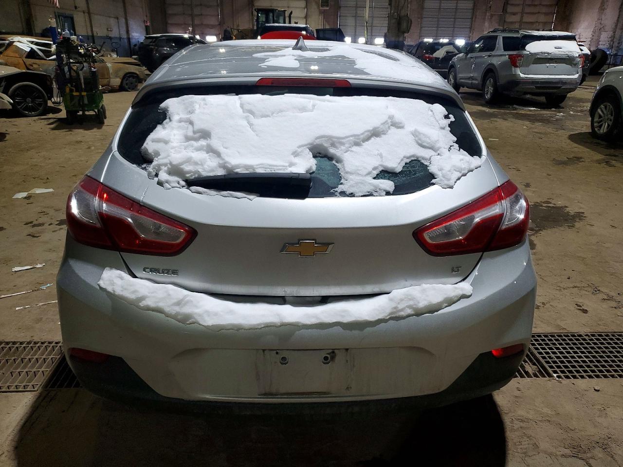 2017 CHEVROLET CRUZE LT photo 6