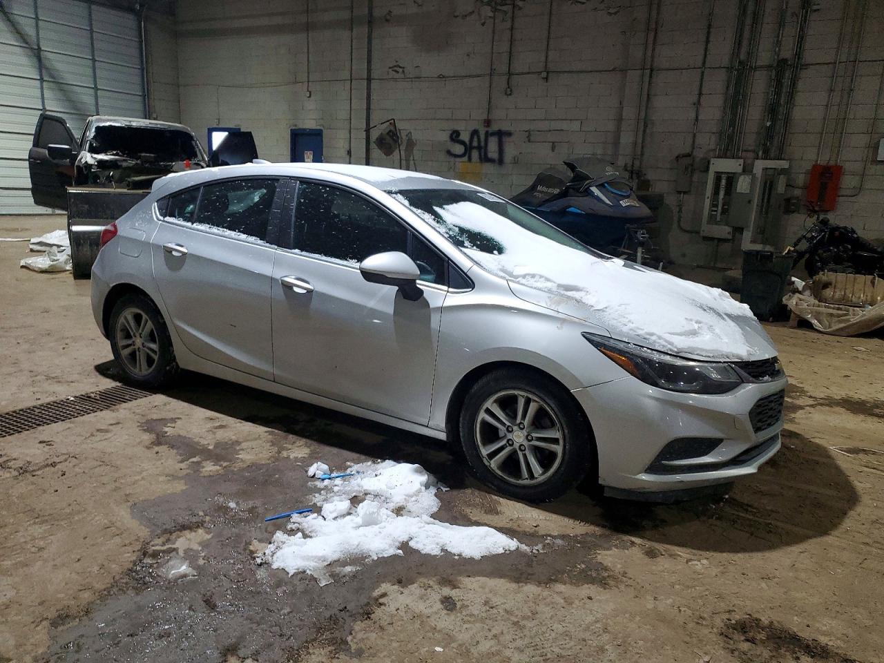 2017 CHEVROLET CRUZE LT photo 4