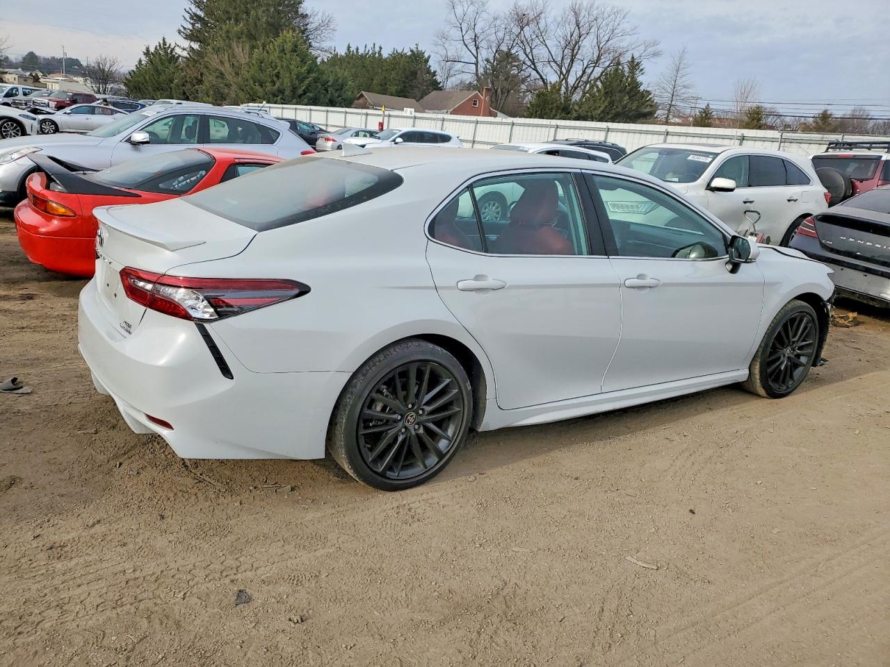 2024 TOYOTA CAMRY XSE photo 3