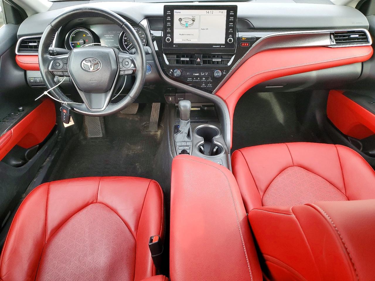 2024 TOYOTA CAMRY XSE photo 8