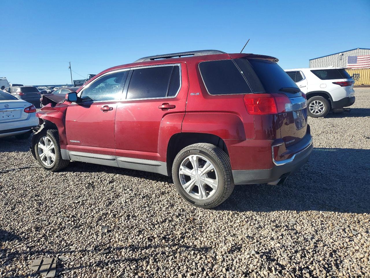 2017 GMC TERRAIN SLE photo 3