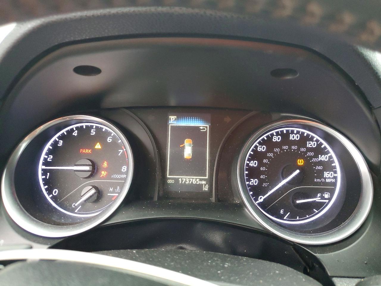 2018 TOYOTA CAMRY L photo 9
