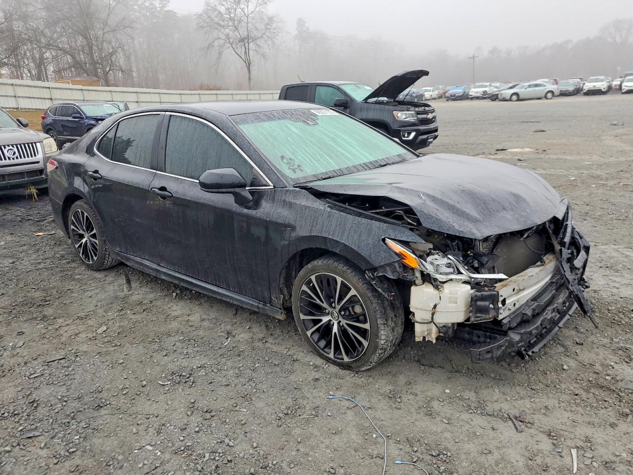 2018 TOYOTA CAMRY L photo 4