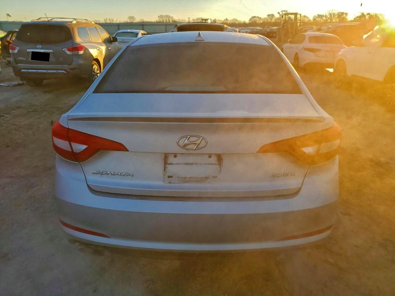 2015 HYUNDAI SONATA SPORT photo 6