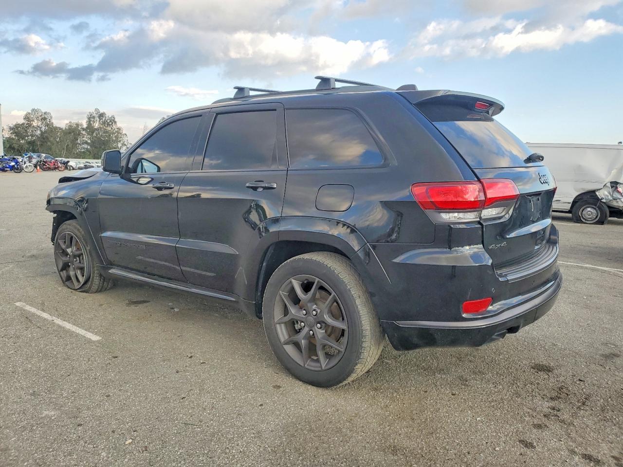 2020 JEEP GRAND CHEROKEE LIMITED photo 4