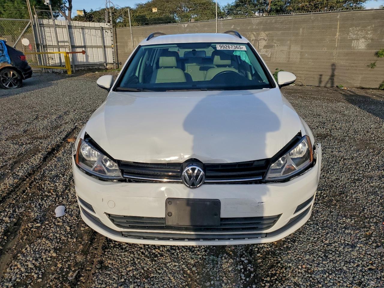 2015 VOLKSWAGEN GOLF SPORTWAGEN TDI S photo 5
