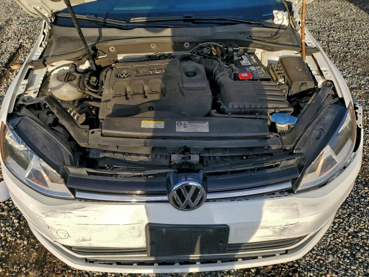 2015 VOLKSWAGEN GOLF SPORTWAGEN TDI S photo 11
