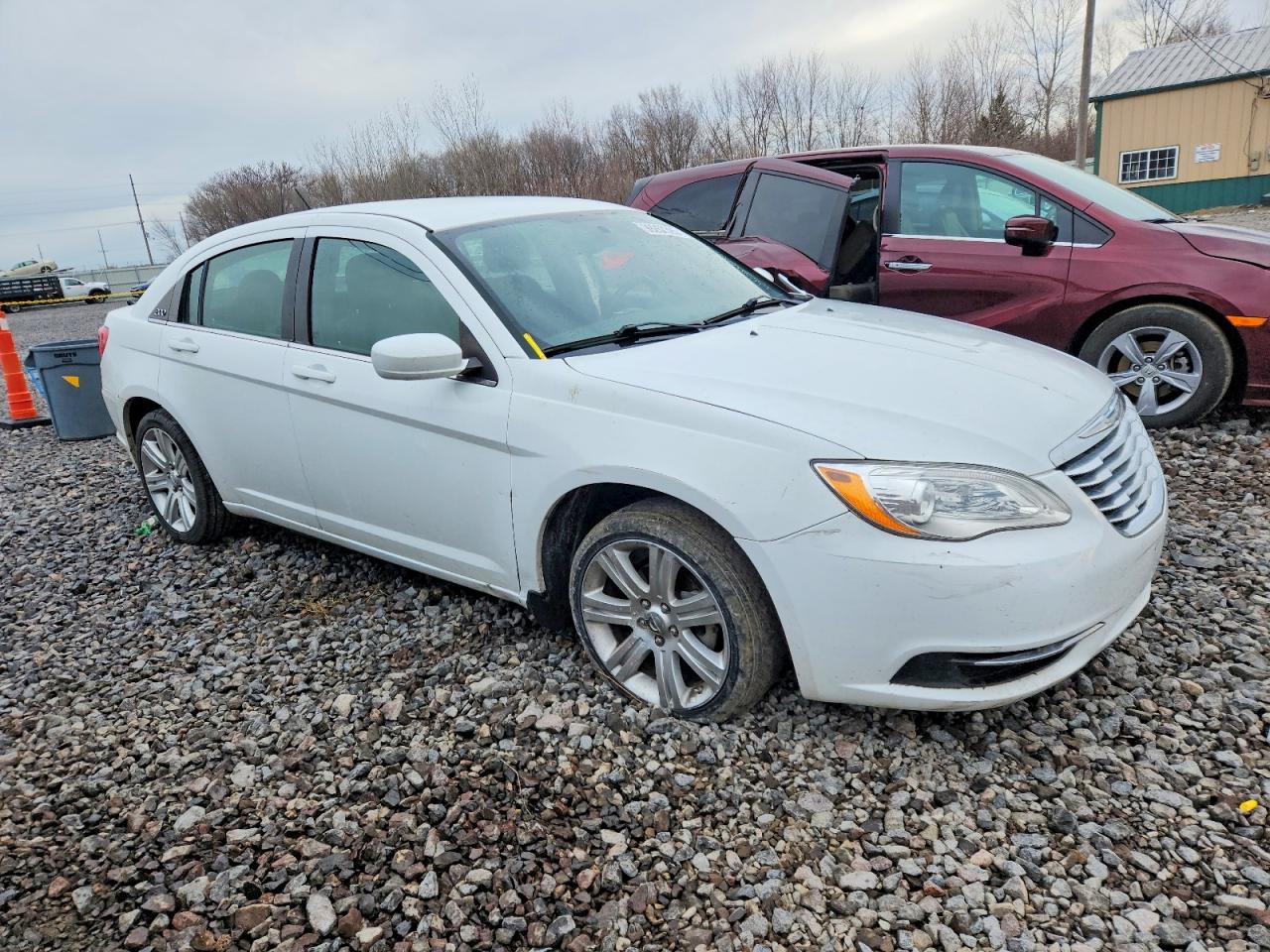 2013 CHRYSLER 200 TOURING photo 7