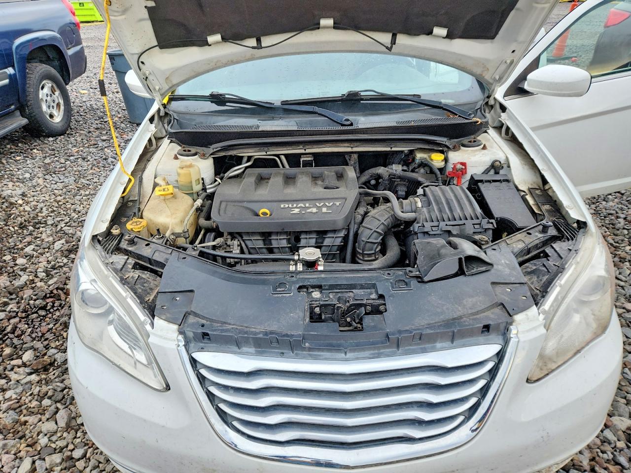 2013 CHRYSLER 200 TOURING photo 21
