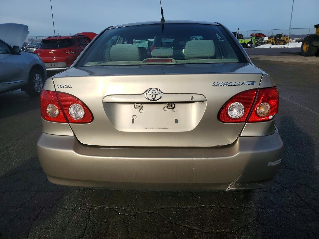 2005 TOYOTA COROLLA CE photo 11