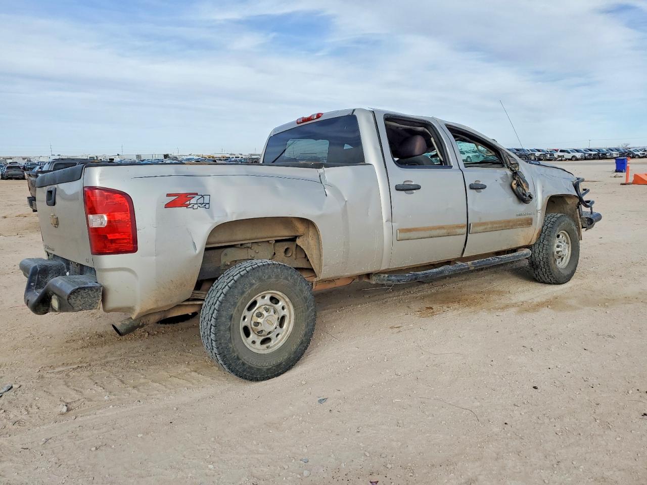 2007 CHEVROLET SILVERADO K2500 HEAVY DUTY photo 3