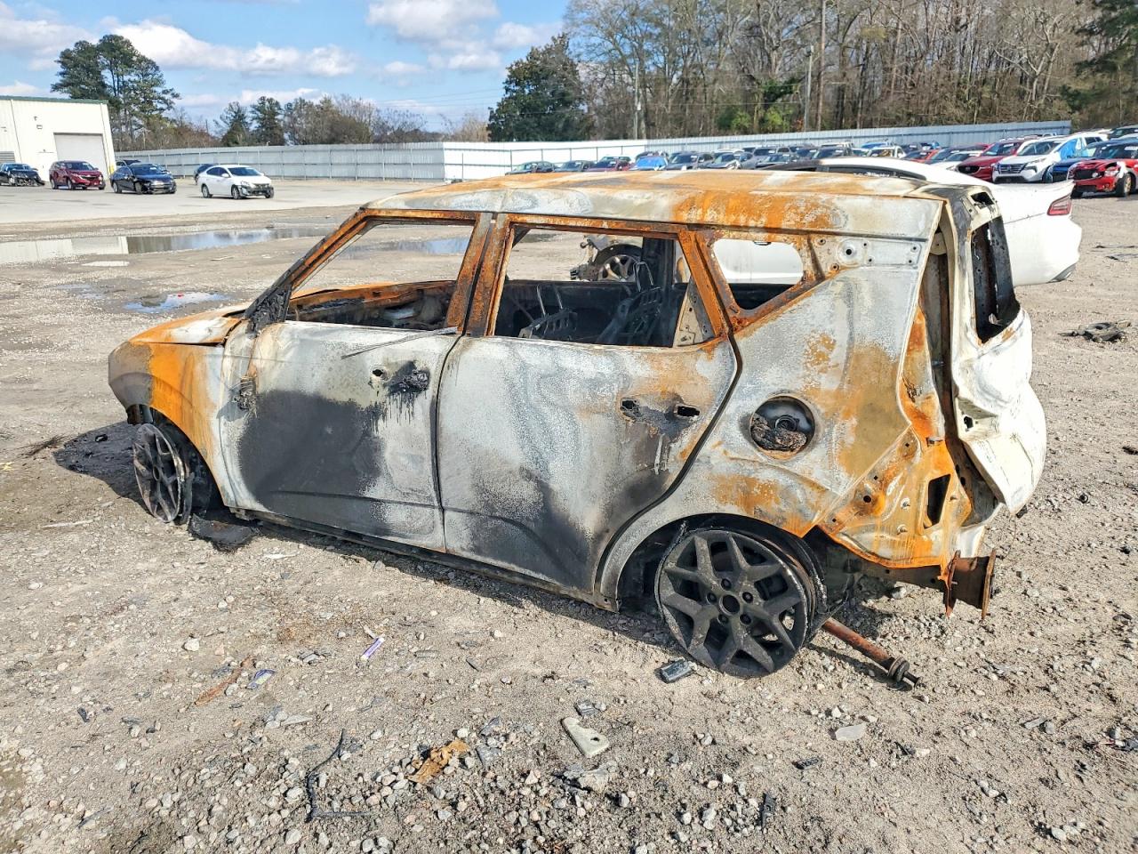 2025 KIA SOUL LX photo 2