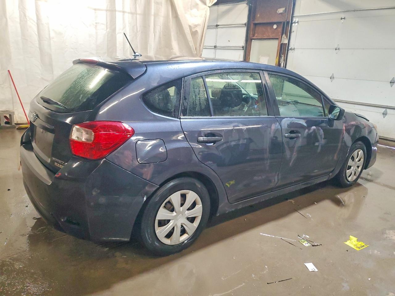 2015 SUBARU IMPREZA photo 3