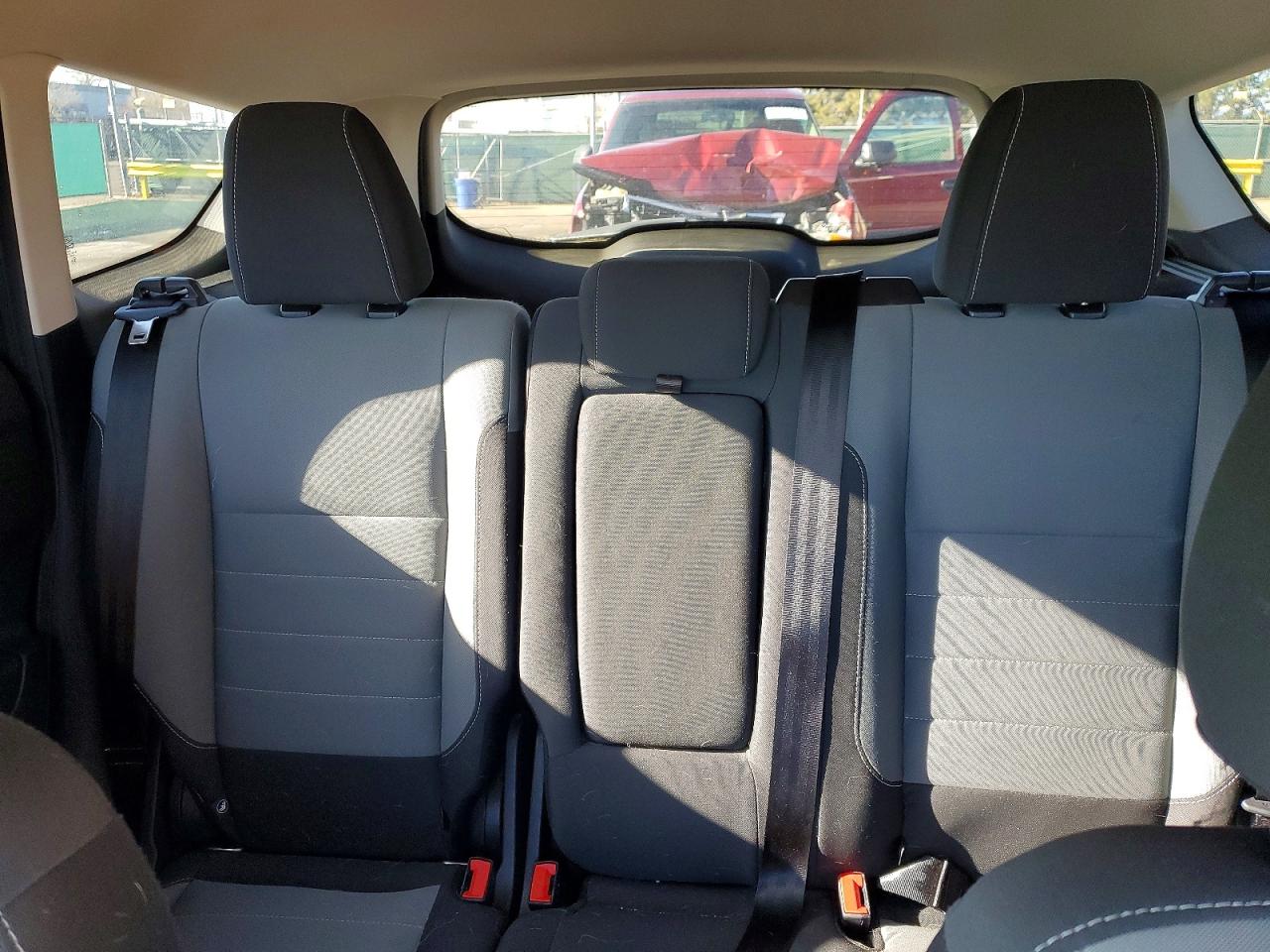 2016 FORD ESCAPE SE photo 10
