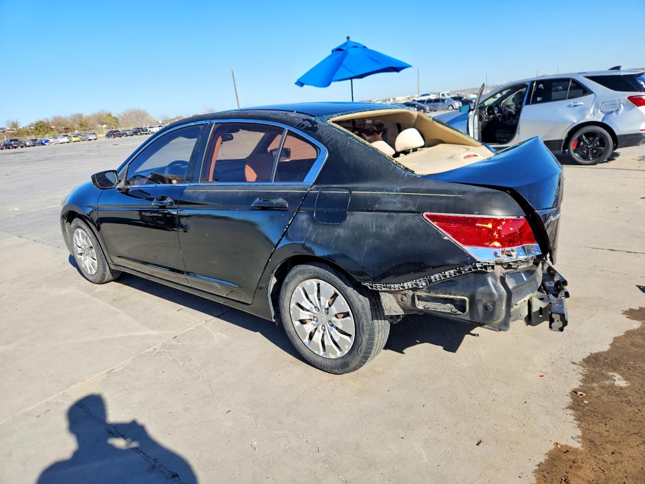 2010 HONDA ACCORD photo 2