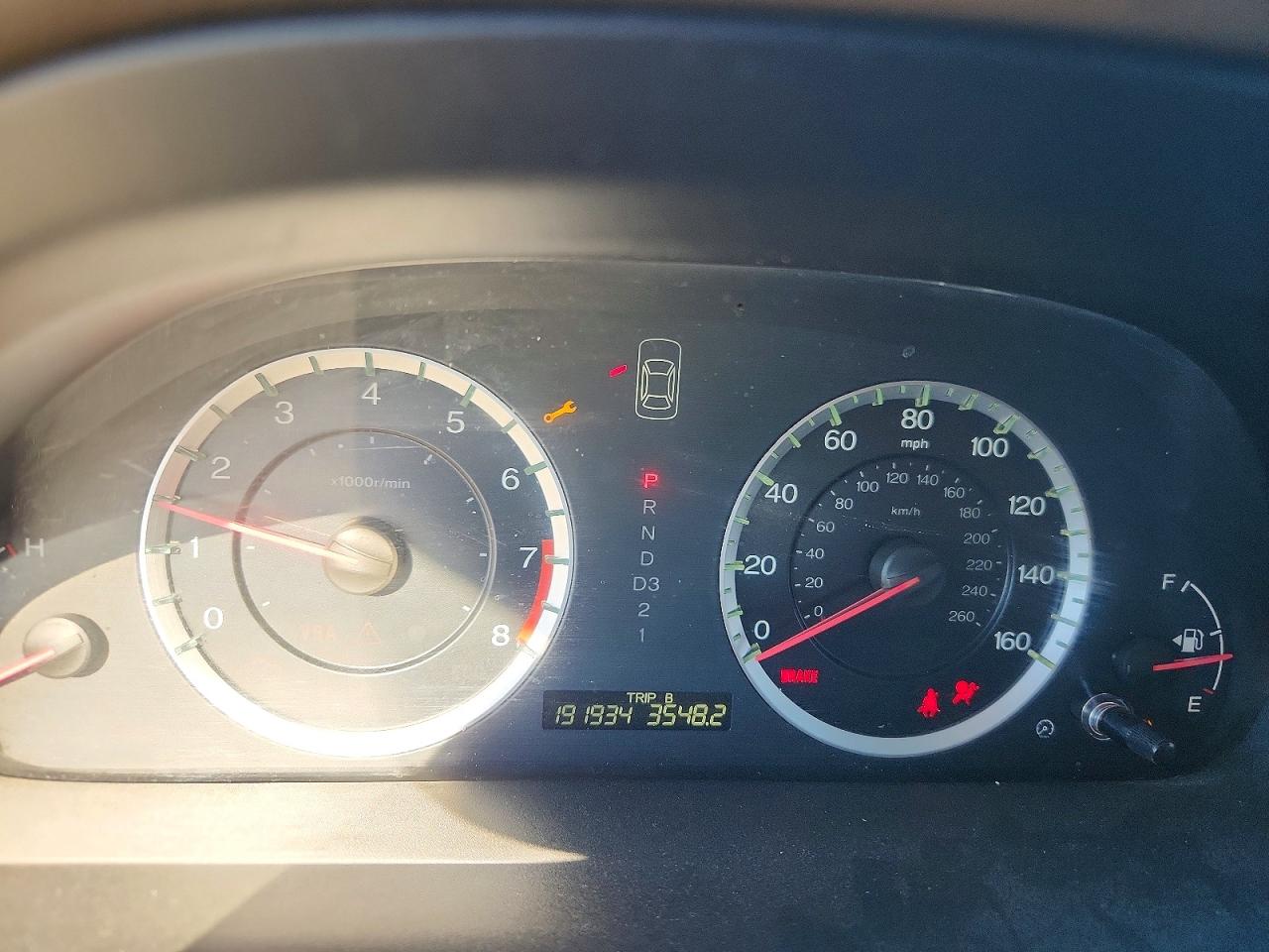 2010 HONDA ACCORD photo 9