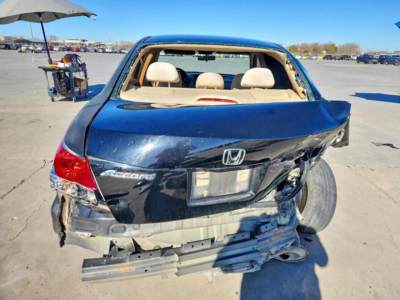 2010 HONDA ACCORD photo 6