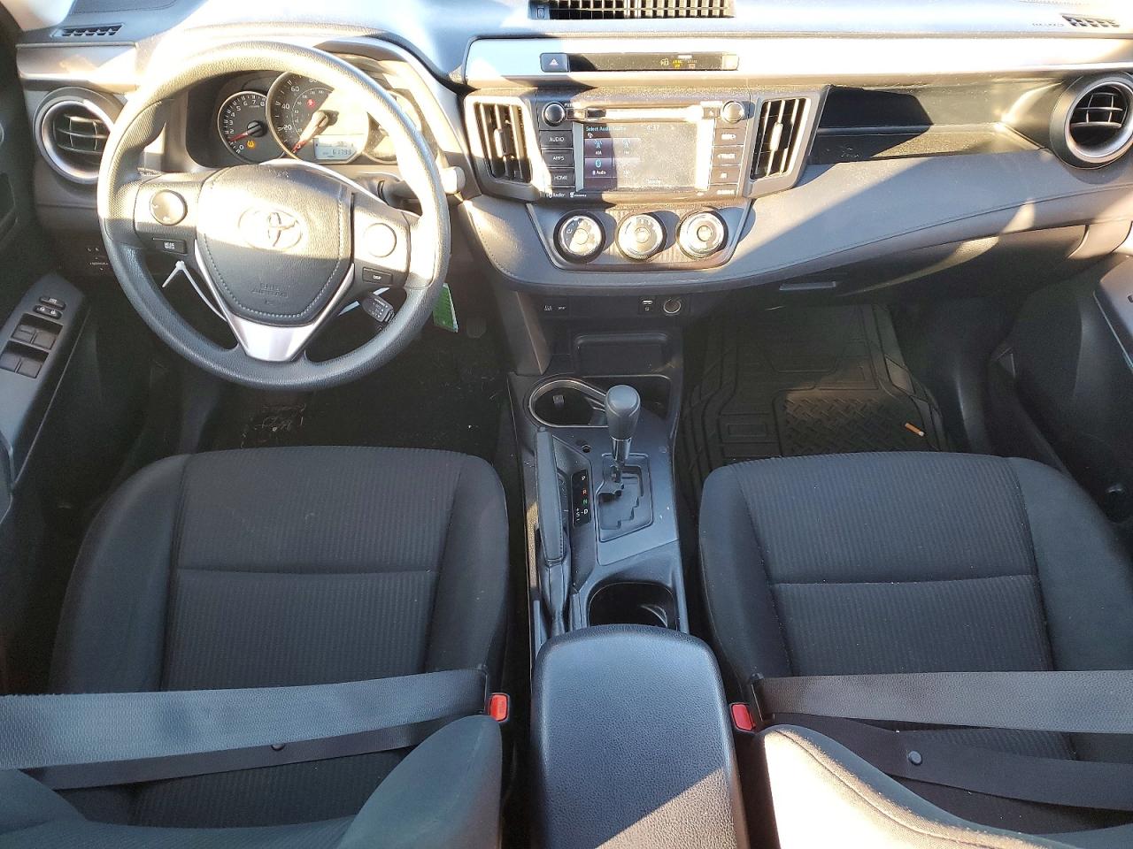 2016 TOYOTA RAV4 LE photo 8